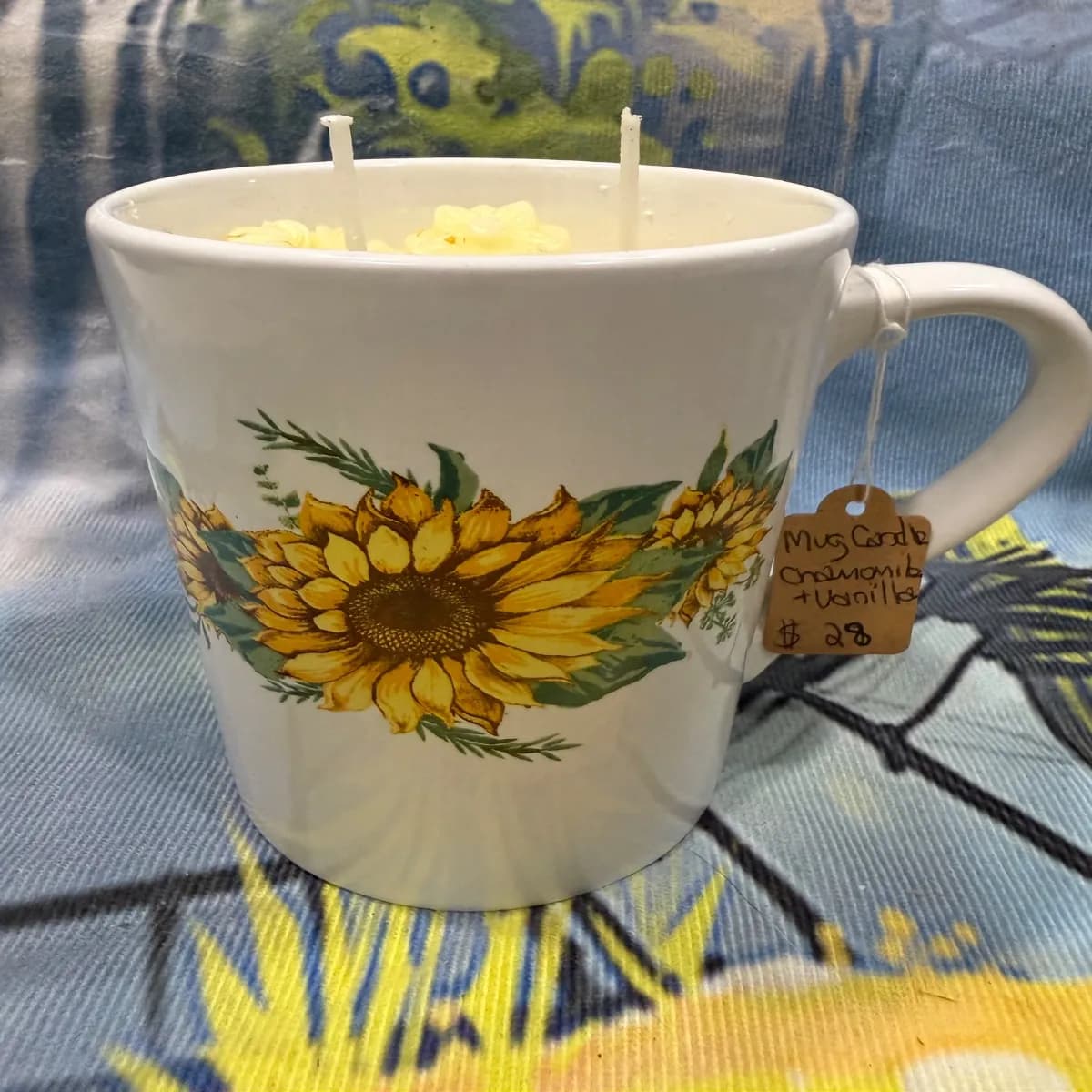 Vanilla Chamomile Mug Candle thumbnail 2