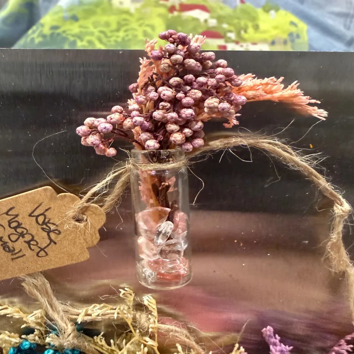 Small Vase Magnet 1 - Image 1