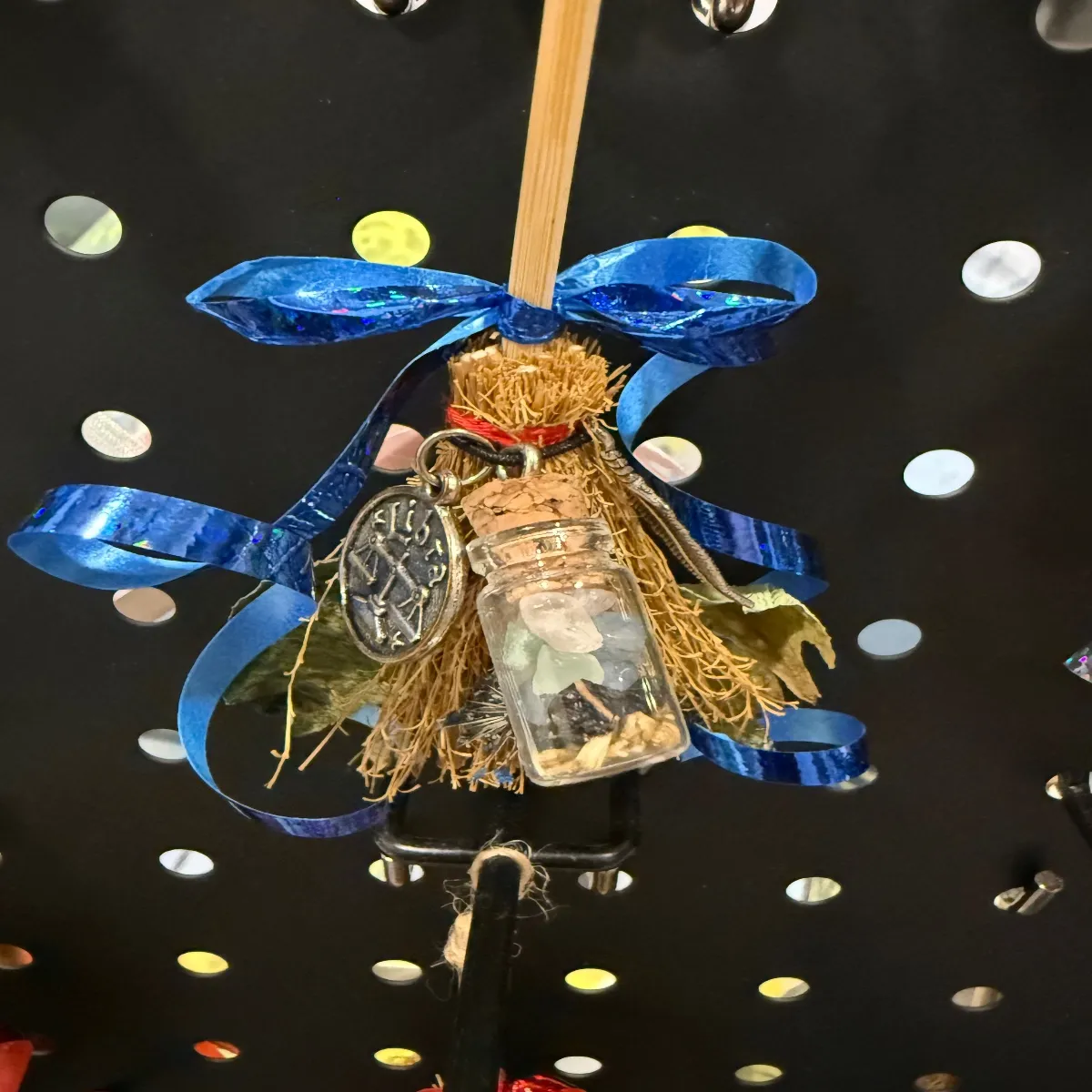 Libra Zodiac Tiny Besom - Image 1