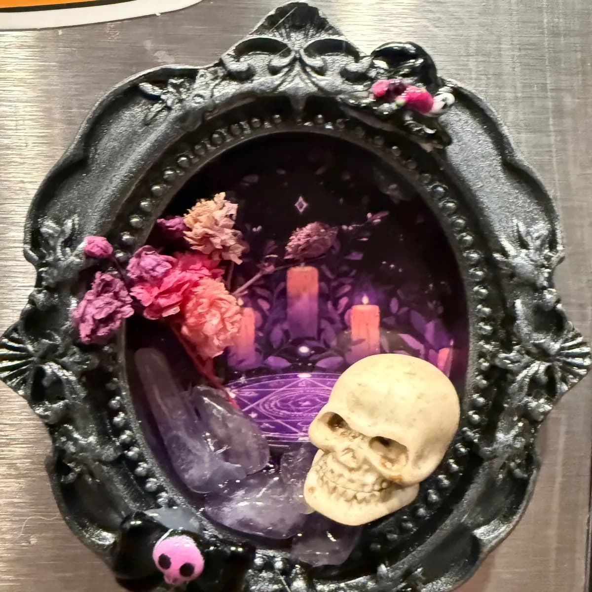 Skull Scene Magnet - Image 1